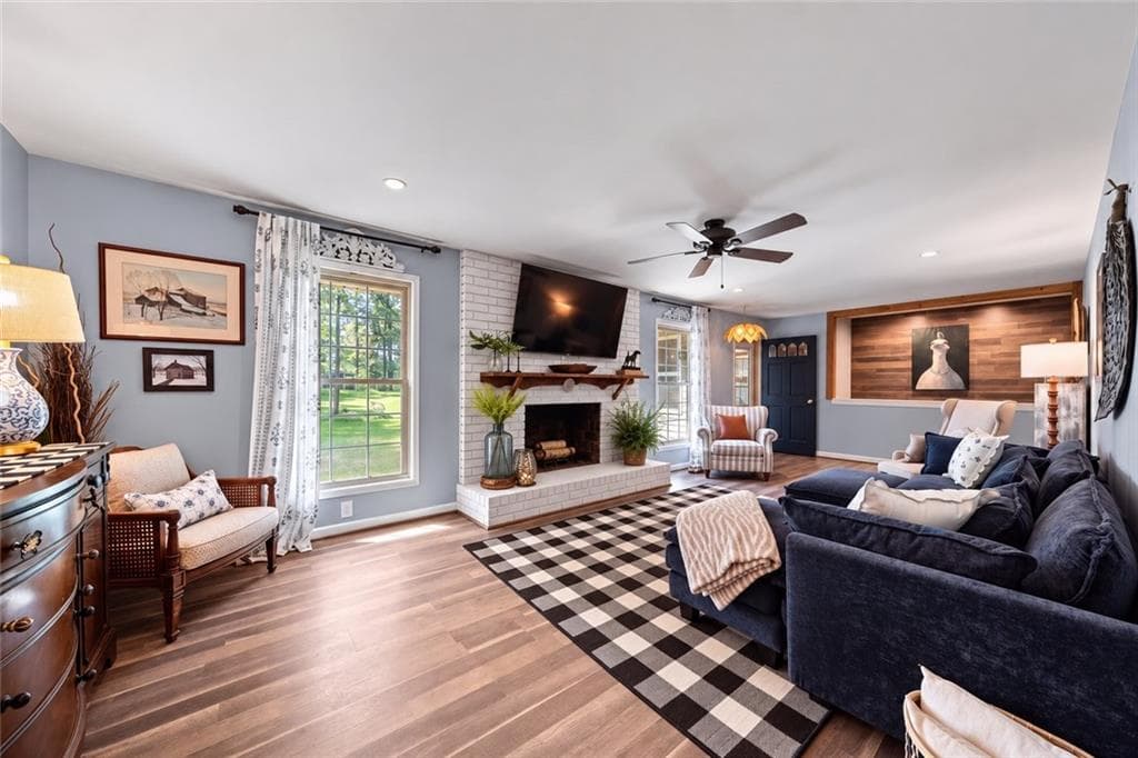 4 bedroom, 2 bathroom, 2,262 sq ft single family residence for sale at 18 David Road, Cartersville, GA 30121 — photo 2