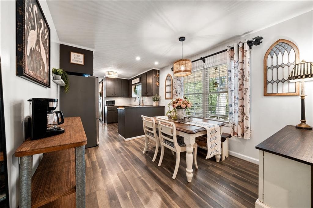 4 bedroom, 2 bathroom, 2,262 sq ft single family residence for sale at 18 David Road, Cartersville, GA 30121 — photo 7
