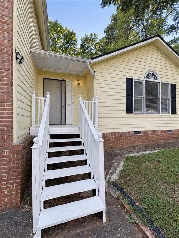 5 bedroom, 3 bathroom, 2,553 sq ft single family residence for sale at 441 Hunters Cove Court, Lawrenceville, GA 30044 — photo 3