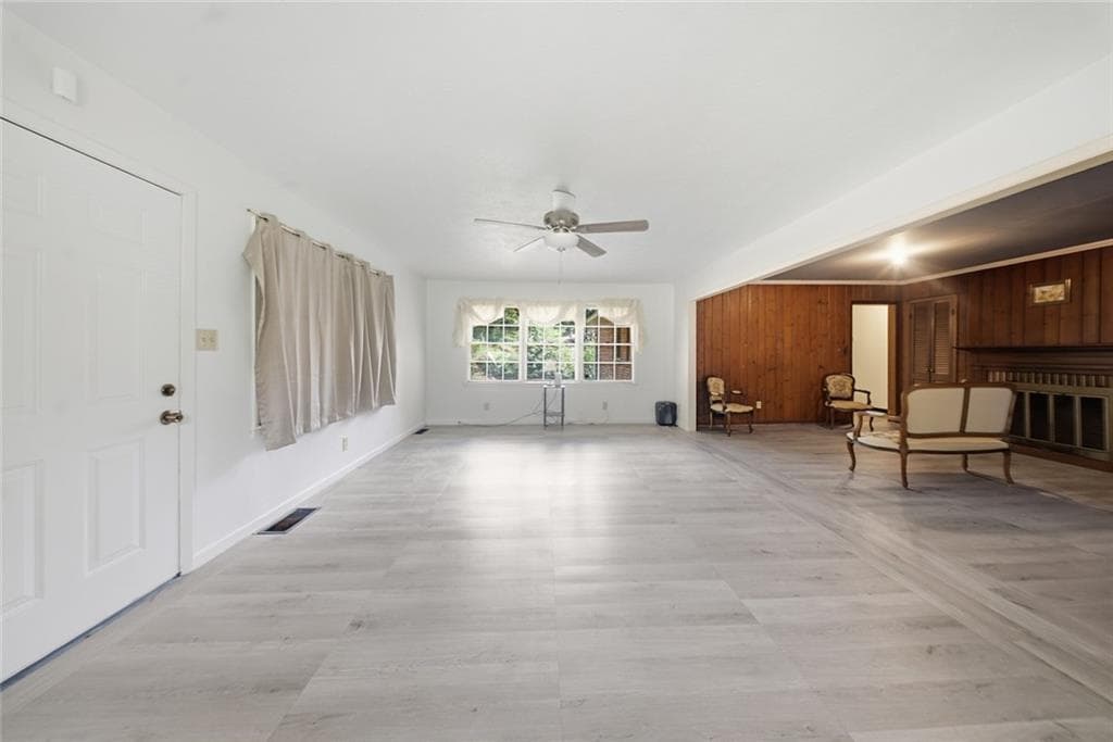 3 bedroom, 2 bathroom, 1,936 sq ft single family residence for sale at 6622 Hawes Drive, Lithonia, GA 30058 — photo 5
