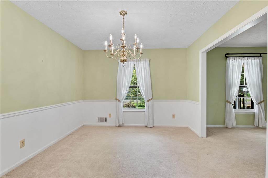4 bedroom, 2 bathroom, 2,212 sq ft single family residence for sale at 4755 Andalusia Trail, Atlanta, GA 30360 — photo 8