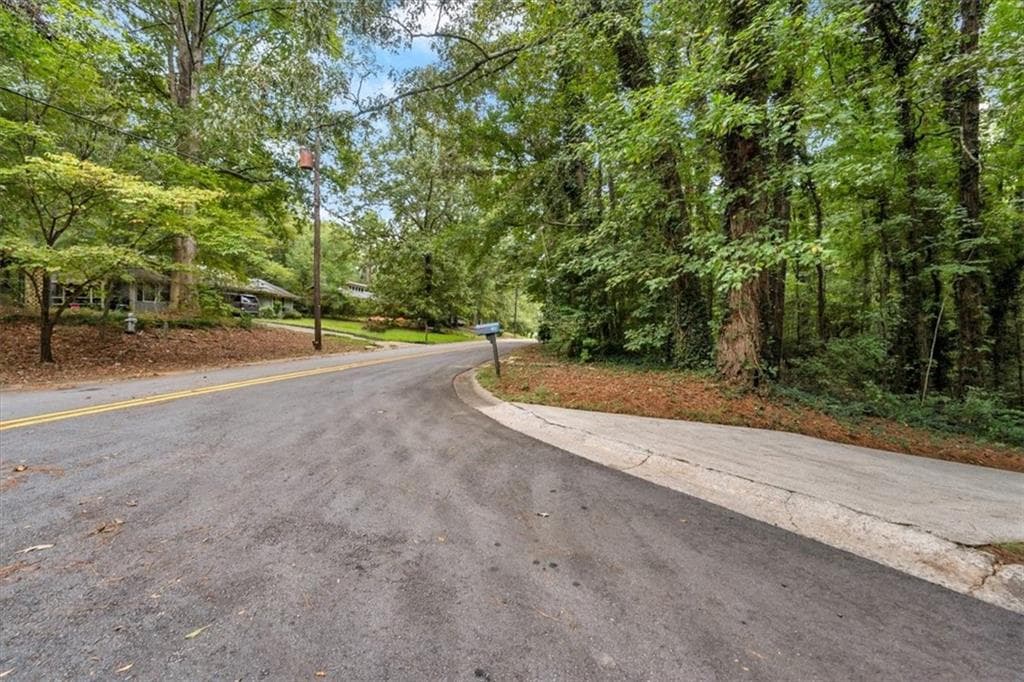 2 bedroom, 2 bathroom, 1,334 sq ft single family residence for sale at 130 Huntridge Drive, Stockbridge, GA 30281 — photo 3