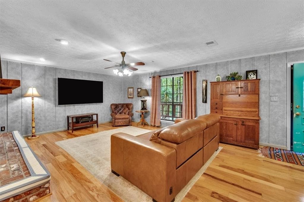 2 bedroom, 2 bathroom, 1,334 sq ft single family residence for sale at 130 Huntridge Drive, Stockbridge, GA 30281 — photo 9