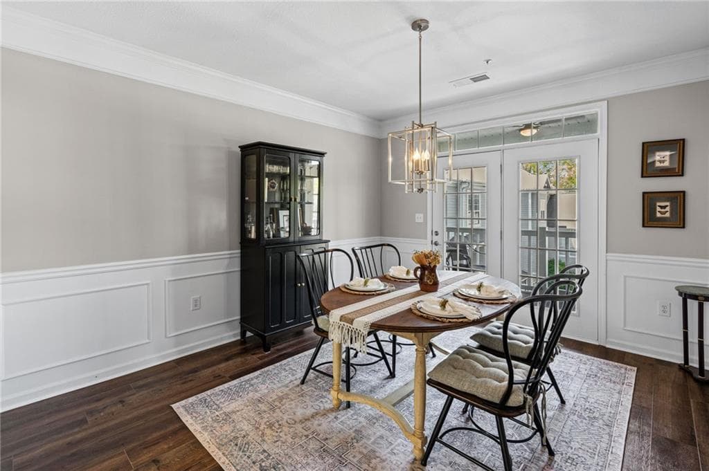 2 bedroom, 2 bathroom, 1,719 sq ft condominium for sale at 238 Edinburgh Court 238, Milton, GA 30004 — photo 3