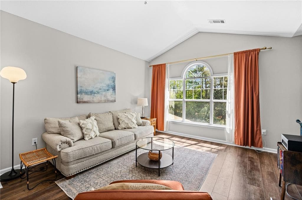 2 bedroom, 2 bathroom, 1,719 sq ft condominium for sale at 238 Edinburgh Court 238, Milton, GA 30004 — photo 7