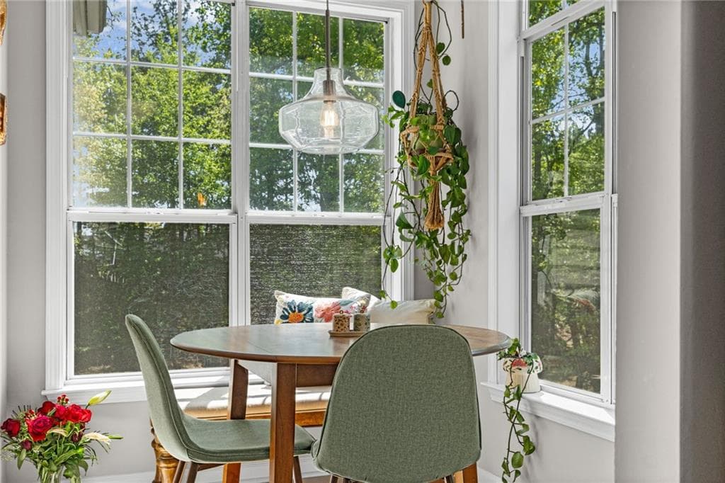 2 bedroom, 2 bathroom, 1,719 sq ft condominium for sale at 238 Edinburgh Court 238, Milton, GA 30004 — photo 10