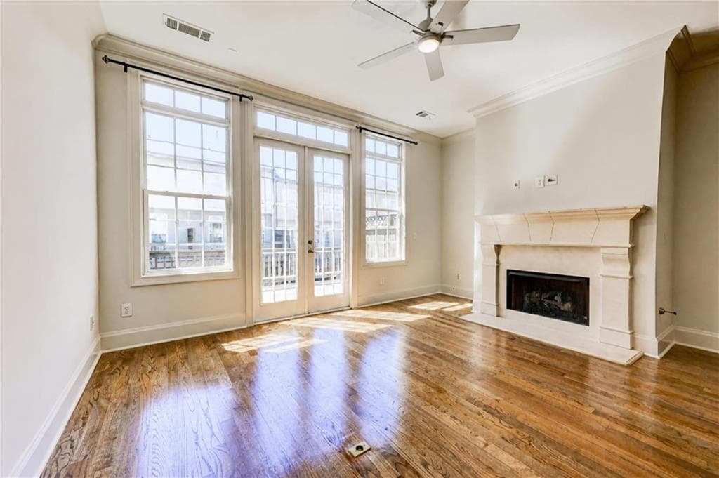 3 bedroom, 4 bathroom, 2,185 sq ft townhouse for rent at 1422 Briarhaven Trail, Atlanta, GA 30319 for $3,700 a month — photo 2