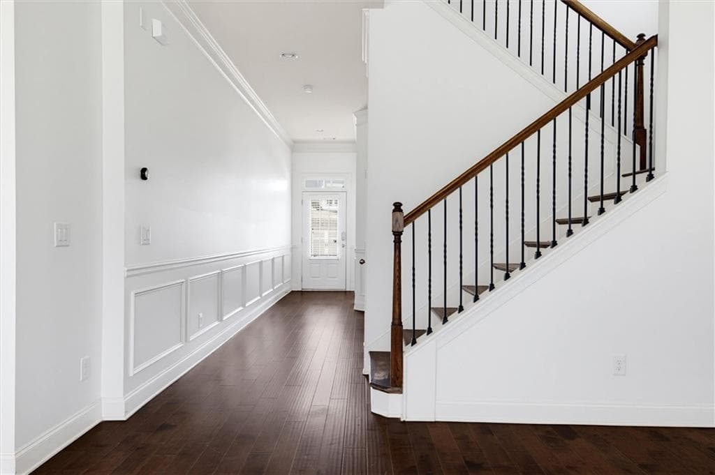 4 bedroom, 3 bathroom, 2,712 sq ft single family residence for sale at 2244 Nancy Creek Drive, Atlanta, GA 30341 — photo 9