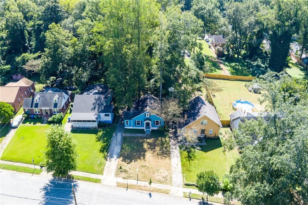 3 bedroom, 3 bathroom, 1,350 sq ft single family residence for sale at 1750 Westwood Avenue, Atlanta, GA 30310 — photo 5