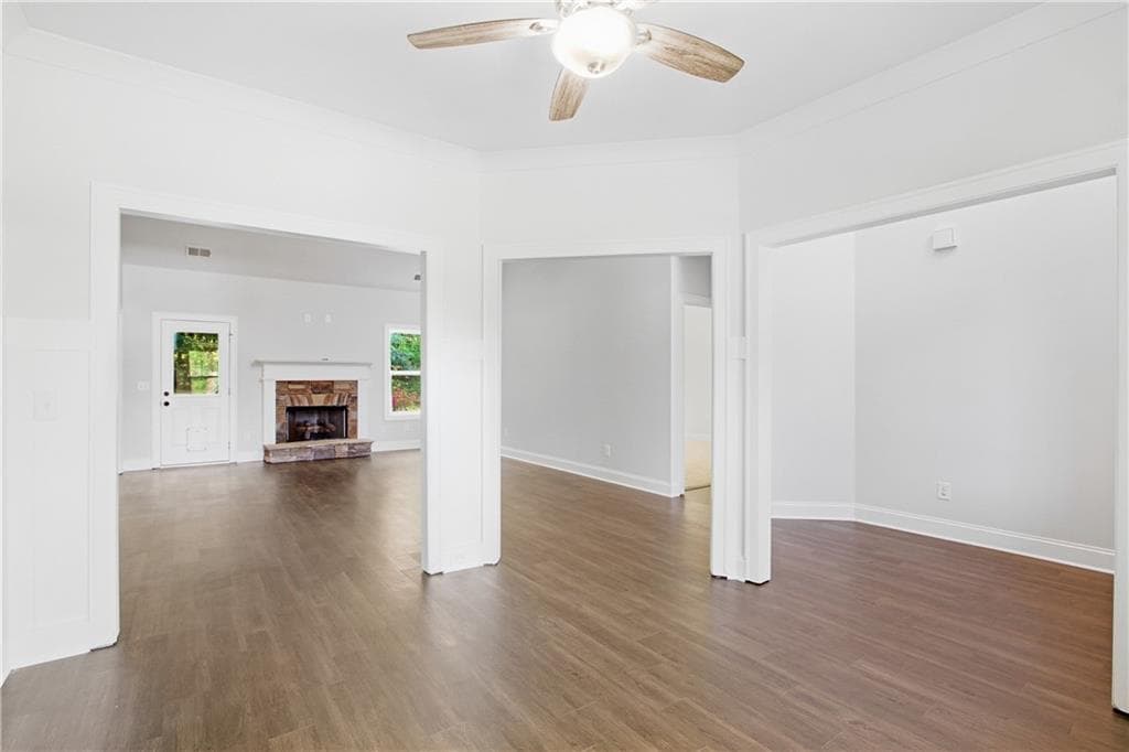 4 bedroom, 3 bathroom, 2,031 sq ft single family residence for sale at 57 Azalea Lakes Court, Dallas, GA 30157 — photo 3