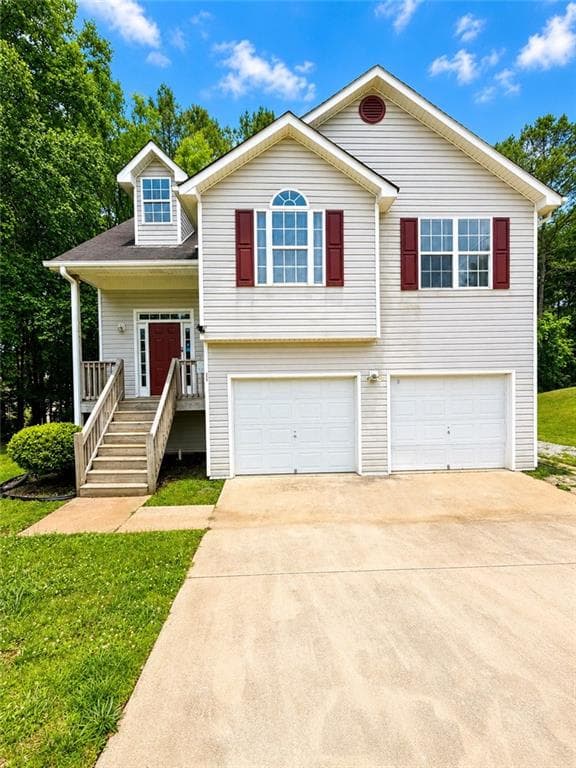 4 bedroom, 3 bathroom, 1,396 sq ft single family residence for rent at 514 Shaggy Hickory Trail, Palmetto, GA 30268 for $1,650 a month