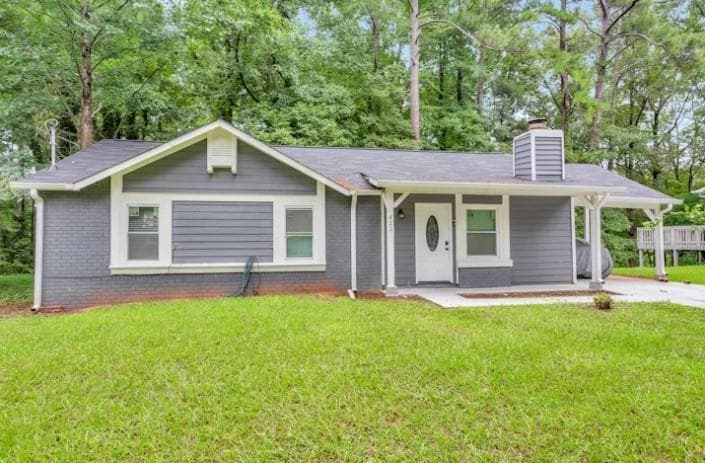 3 bedroom, 2 bathroom, 1,205 sq ft single family residence for rent at 422 Plainville Drive, Atlanta, GA 30331 for $1,900 a month — photo 1 of 13