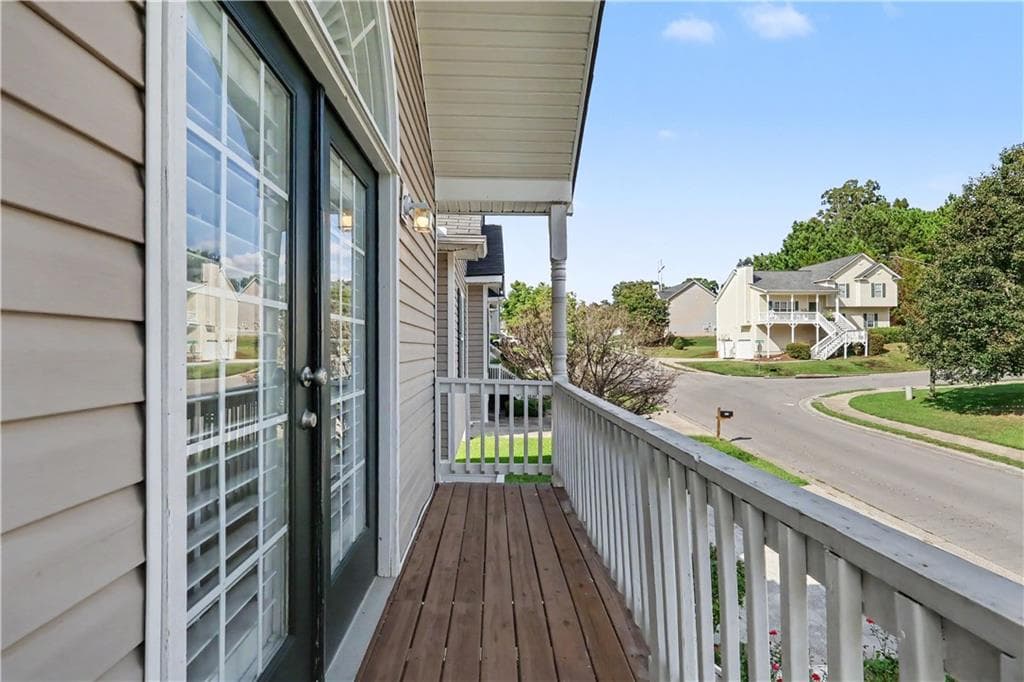 4 bedroom, 3 bathroom, 2,005 sq ft single family residence for sale at 6004 Tate Drive, Austell, GA 30106 — photo 4