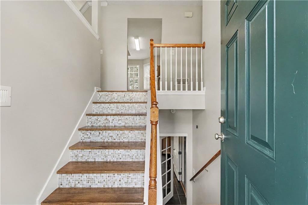4 bedroom, 3 bathroom, 2,005 sq ft single family residence for sale at 6004 Tate Drive, Austell, GA 30106 — photo 5