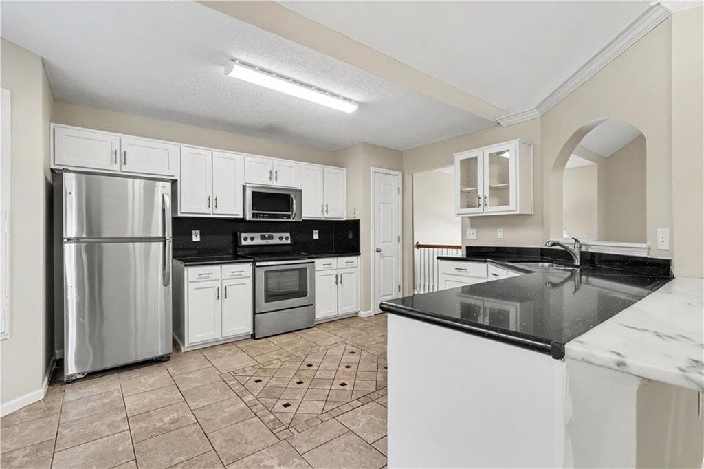 4 bedroom, 3 bathroom, 2,005 sq ft single family residence for sale at 6004 Tate Drive, Austell, GA 30106 — photo 10