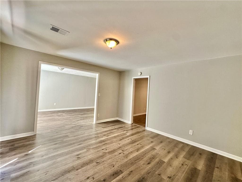 3 bedroom, 1 bathroom, 1,296 sq ft single family residence for rent at 1223 Pineglen Drive, Riverdale, GA 30296 for $1,700 a month — photo 2