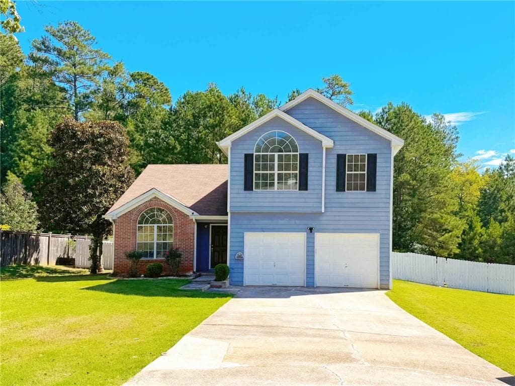 4 bedroom, 3 bathroom, 1,745 sq ft single family residence for sale at 119 Barrington Parkway, Stockbridge, GA 30281