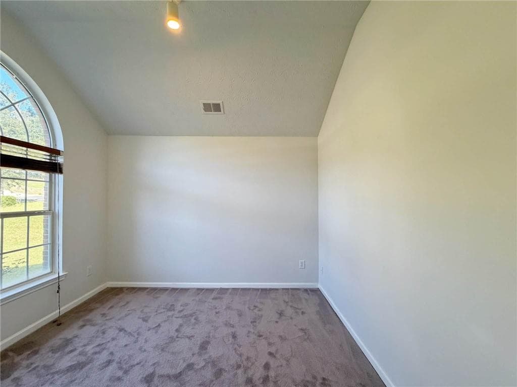 4 bedroom, 3 bathroom, 1,745 sq ft single family residence for sale at 119 Barrington Parkway, Stockbridge, GA 30281 — photo 5