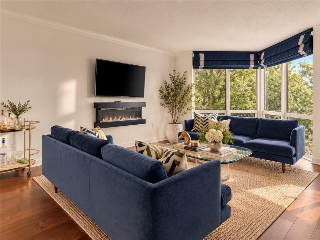 1 bedroom, 1 bathroom, 807 sq ft condominium for sale at 2870 Pharr Court South 509, Atlanta, GA 30305 — photo 1 of 42