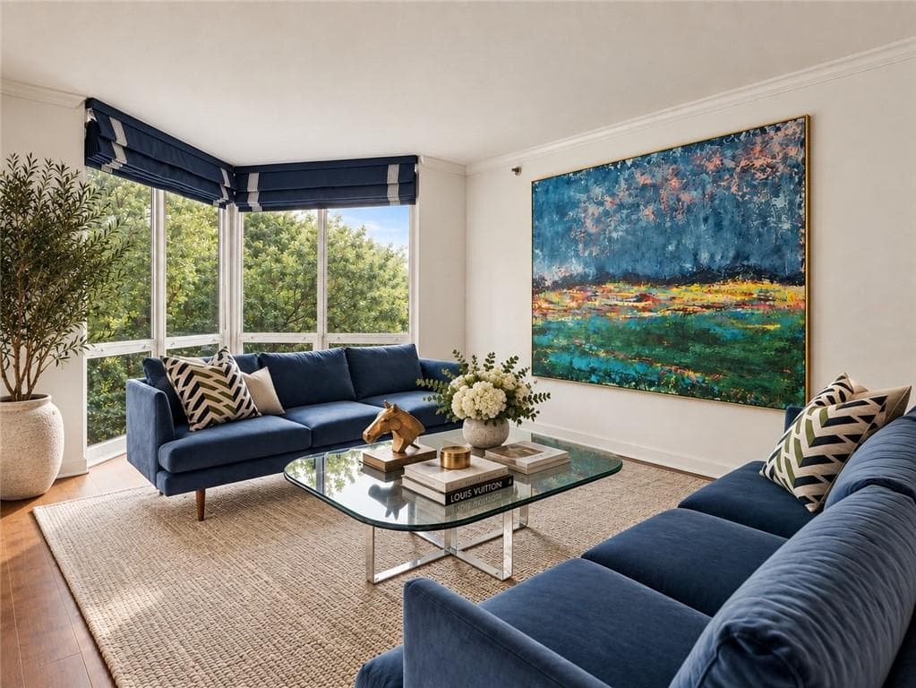 1 bedroom, 1 bathroom, 807 sq ft condominium for sale at 2870 Pharr Court South 509, Atlanta, GA 30305 — photo 2