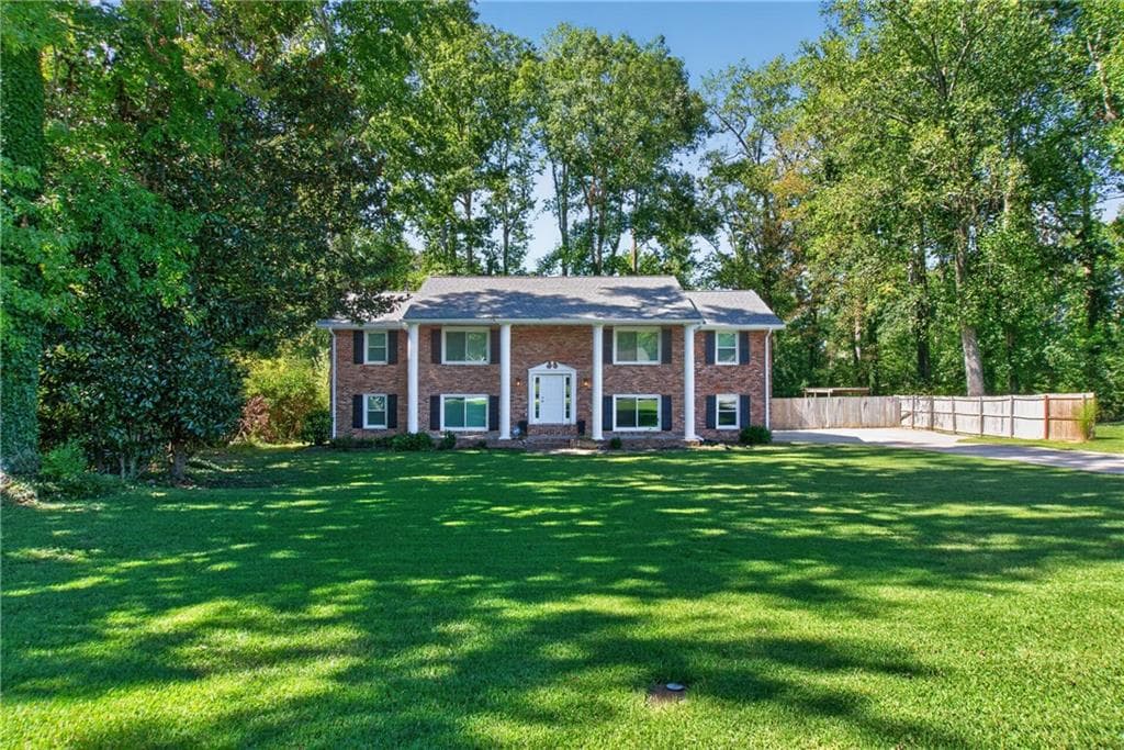 5 bedroom, 3 bathroom, 3,023 sq ft single family residence for sale at 869 April Drive, Conyers, GA 30094 — photo 1 of 32