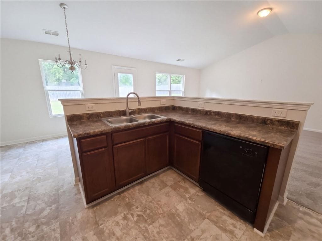 3 bedroom, 2 bathroom, 1,876 sq ft single family residence for sale at 1007 Haley Street, Macon, GA 31217 — photo 6