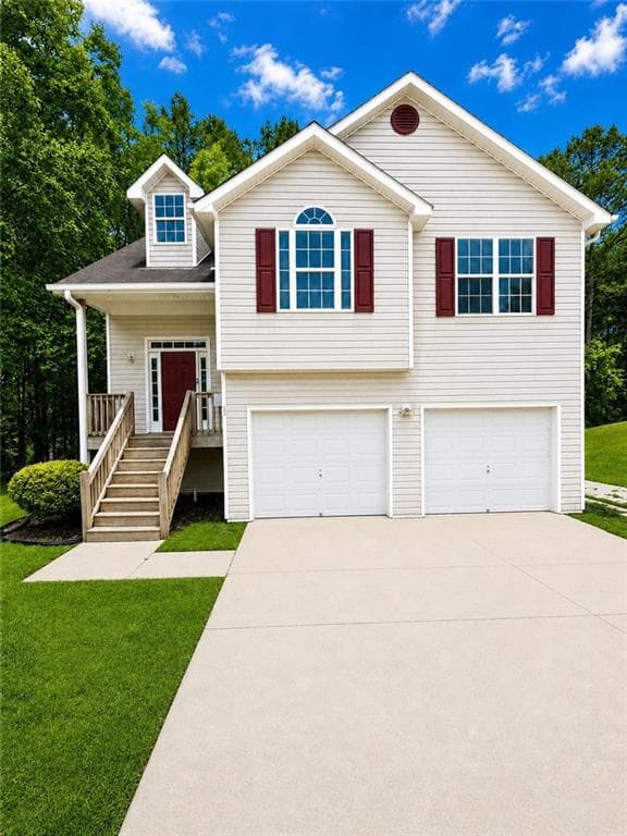 4 bedroom, 3 bathroom, 1,396 sq ft single family residence for sale at 514 Shaggy Hickory Trail, Palmetto, GA 30268