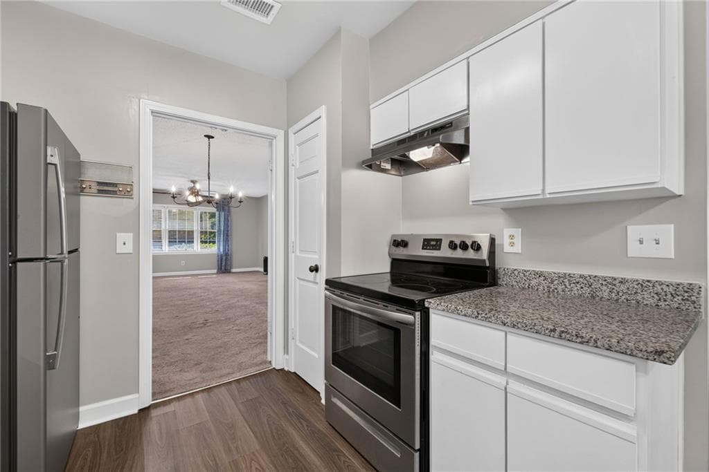 2 bedroom, 2 bathroom, 1,610 sq ft condominium for sale at 6381 E Deerhollow Way, Peachtree Corners, GA 30092 — photo 7