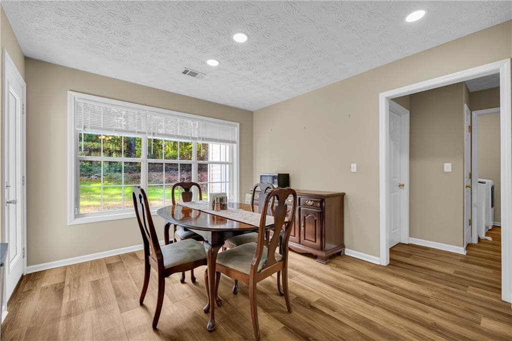 3 bedroom, 2 bathroom, 1,749 sq ft single family residence for sale at 80 Berkshire Keep, Covington, GA 30016 — photo 10