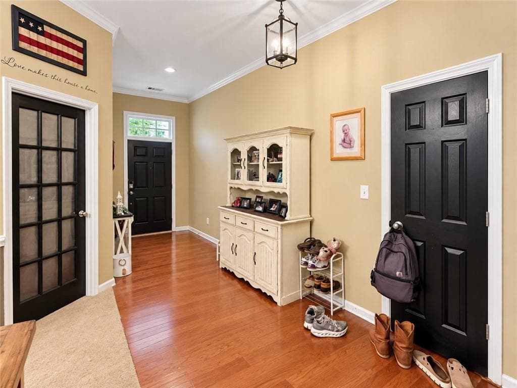 3 bedroom, 2 bathroom, 2,530 sq ft single family residence for sale at 194 Cedar Mill Drive, Dallas, GA 30132 — photo 4