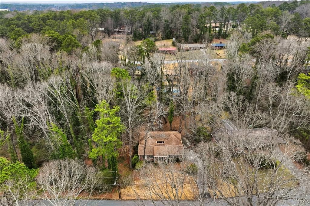 5 bedroom, 3 bathroom, 3,452 sq ft single family residence for sale at 2897 Branchwood Drive, Atlanta, GA 30344 — photo 2