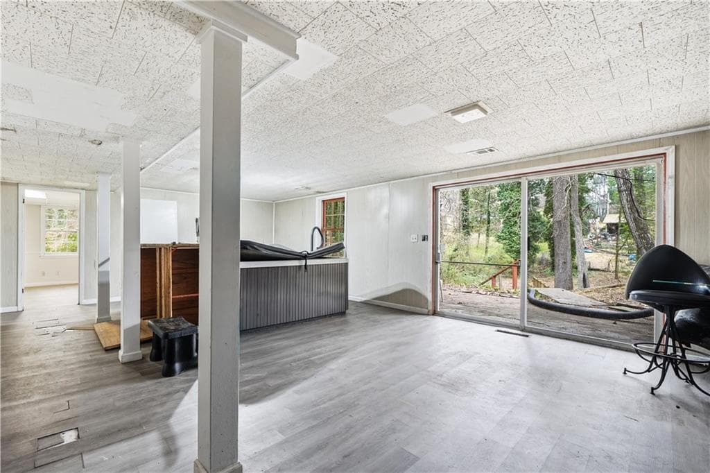 5 bedroom, 3 bathroom, 3,452 sq ft single family residence for sale at 2897 Branchwood Drive, Atlanta, GA 30344 — photo 6