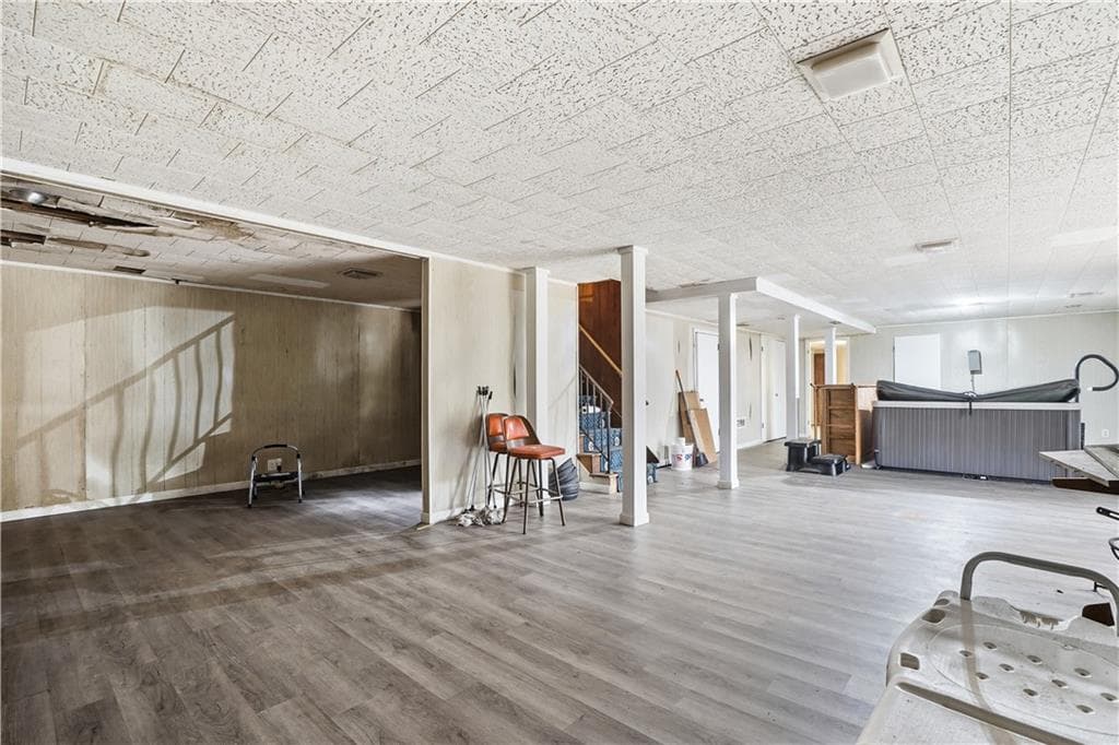 5 bedroom, 3 bathroom, 3,452 sq ft single family residence for sale at 2897 Branchwood Drive, Atlanta, GA 30344 — photo 8