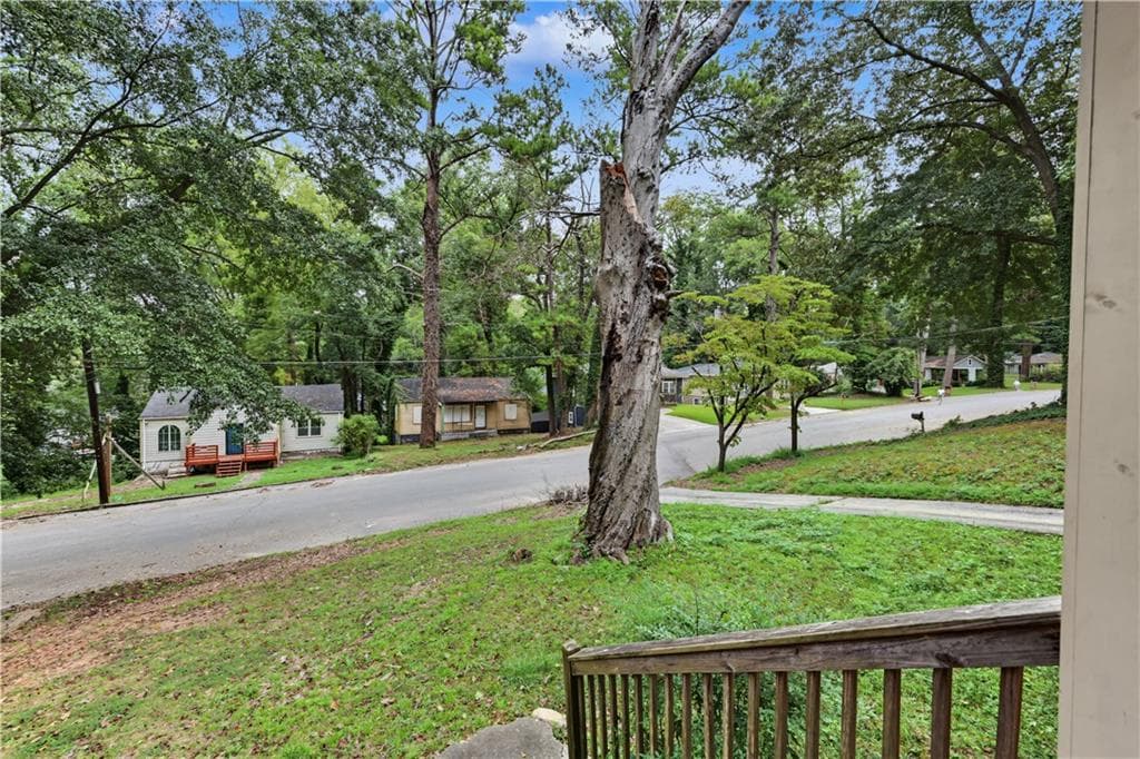 2 bedroom, 2 bathroom, 1,454 sq ft single family residence for sale at 1602 Kenmore Street, Atlanta, GA 30311 — photo 3