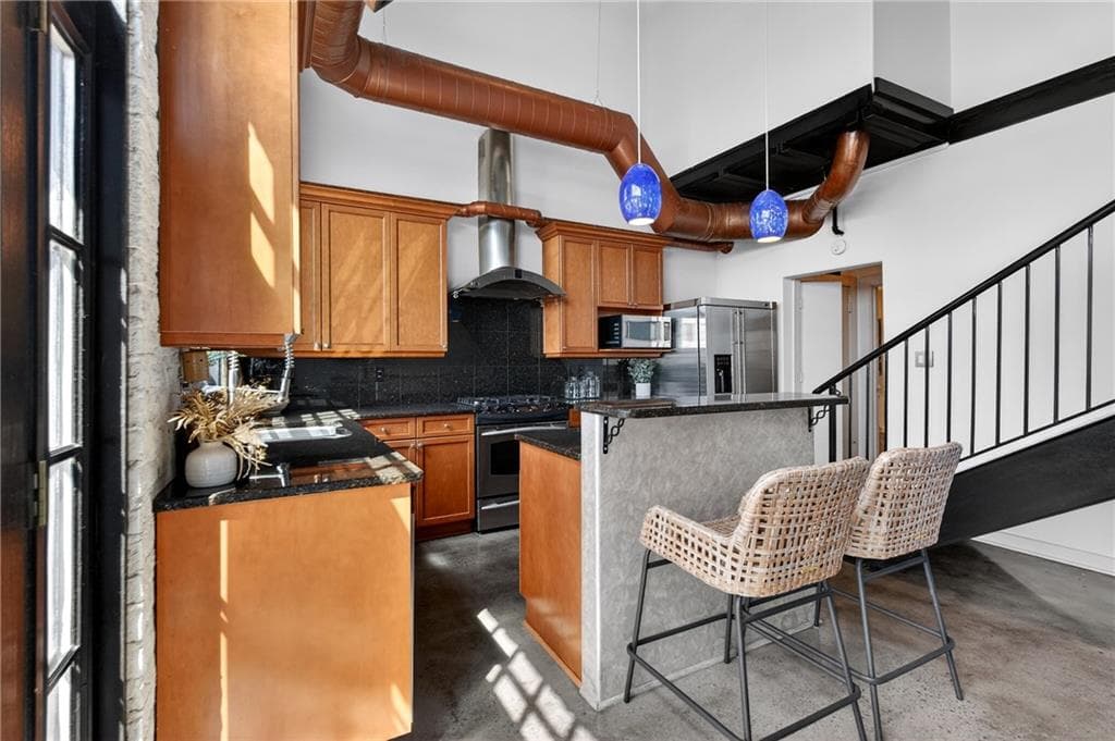 2 bedroom, 2 bathroom, 1,223 sq ft condominium for sale at 5434 Peachtree Road 117, Atlanta, GA 30341 — photo 8