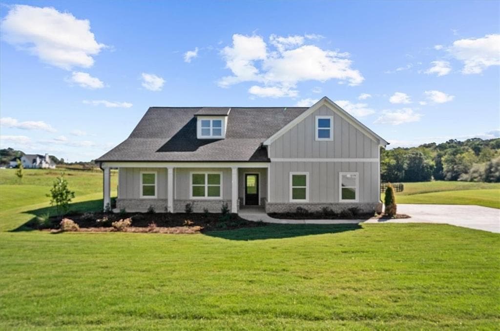3 bedroom, 2 bathroom, 2,200 sq ft single family residence for sale at 5345 Noah Road, Cumming, GA 30041 — photo 2