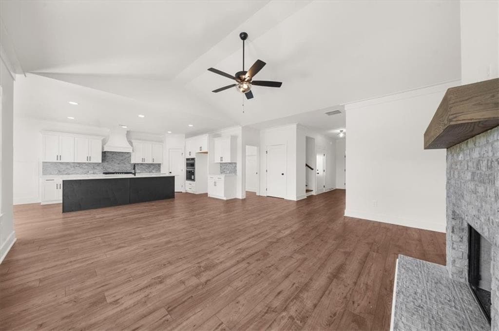 3 bedroom, 2 bathroom, 2,200 sq ft single family residence for sale at 5345 Noah Road, Cumming, GA 30041 — photo 10