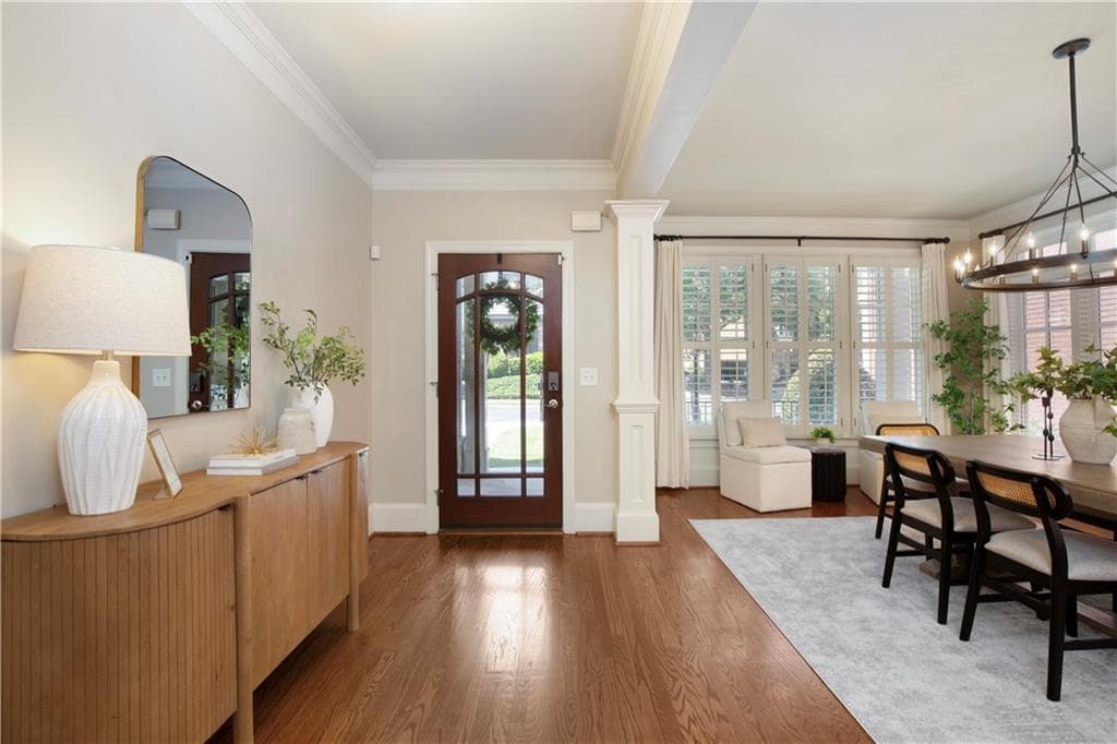 5 bedroom, 5 bathroom, 5,023 sq ft single family residence for sale at 4674 Lakeway Place, Alpharetta, GA 30005 — photo 4