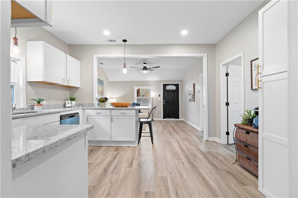 3 bedroom, 2 bathroom, 1,034 sq ft single family residence for sale at 118 Perry Street, Monroe, GA 30655 — photo 10
