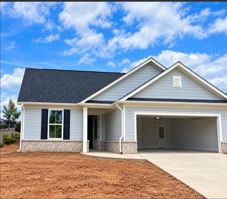 2 bedroom, 2 bathroom, 1,951 sq ft single family residence for sale at 1000 Starboard Way, Greensboro, GA 30642