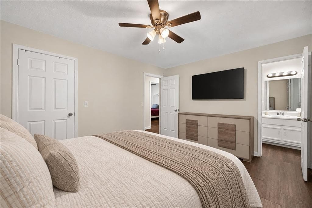 3 bedroom, 2 bathroom, 1,472 sq ft single family residence for sale at 3760 Sunny Hill Drive, Loganville, GA 30052 — photo 4