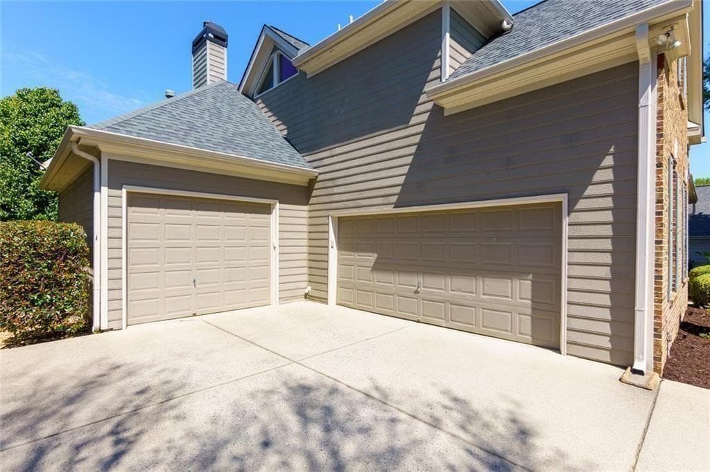 5 bedroom, 4 bathroom, 4,242 sq ft single family residence for sale at 140 Waterstone Pointe, Acworth, GA 30101 — photo 4