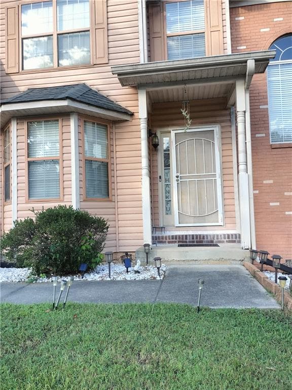 4 bedroom, 4 bathroom, 2,224 sq ft single family residence for sale at 9439 Whaleys Lake Lane, Jonesboro, GA 30238 — photo 5