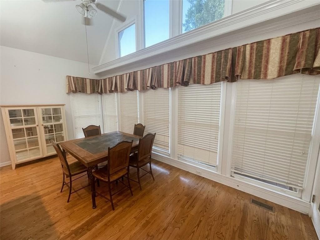 5 bedroom, 4 bathroom, 2,515 sq ft single family residence for sale at 8521 Parkview Court, Monroe, GA 30656 — photo 7