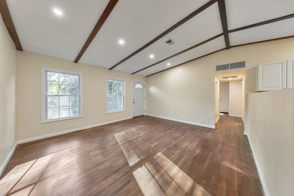 3 bedroom, 2 bathroom, 1,377 sq ft single family residence for sale at 2518 Carolyn Drive, Smyrna, GA 30080 — photo 9