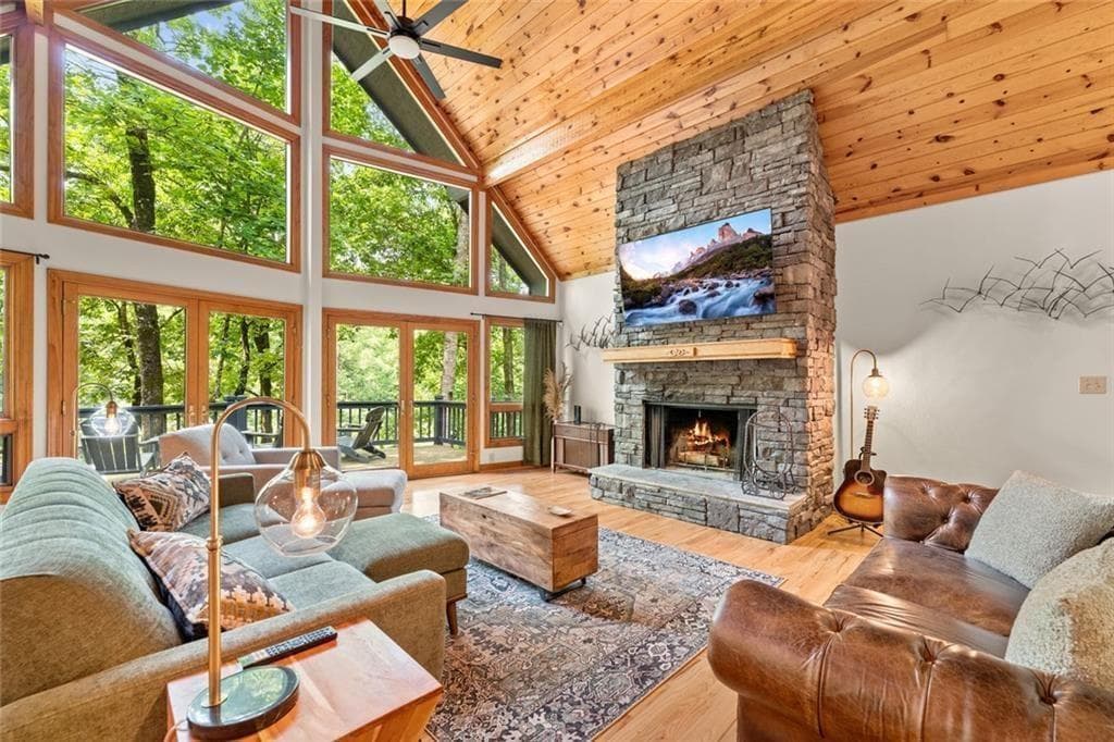 4 bedroom, 3 bathroom, 3,825 sq ft single family residence for sale at 338 Woody Tucker Road, Dawsonville, GA 30534 — photo 4