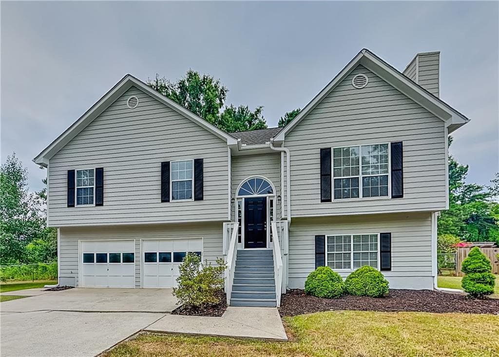 4 bedroom, 3 bathroom, 2,116 sq ft single family residence for rent at 2785 Water Valley Road, Austell, GA 30106 for $2,250 a month — photo 2