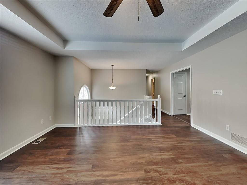 4 bedroom, 3 bathroom, 2,116 sq ft single family residence for rent at 2785 Water Valley Road, Austell, GA 30106 for $2,250 a month — photo 3