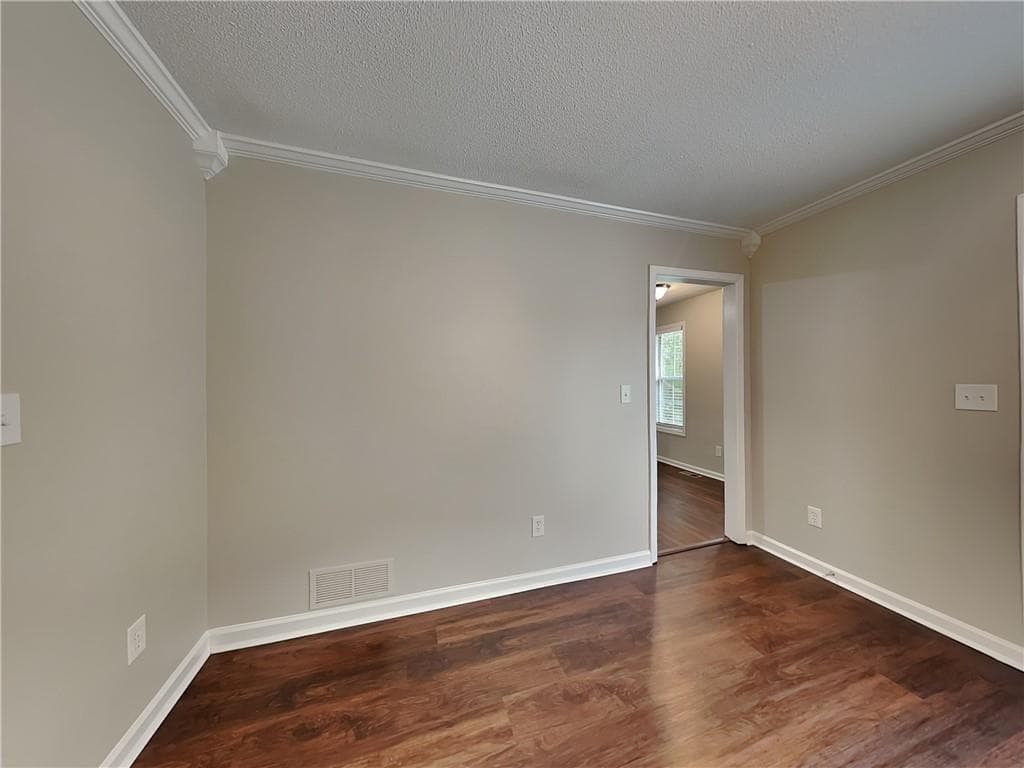 4 bedroom, 3 bathroom, 2,116 sq ft single family residence for rent at 2785 Water Valley Road, Austell, GA 30106 for $2,250 a month — photo 5