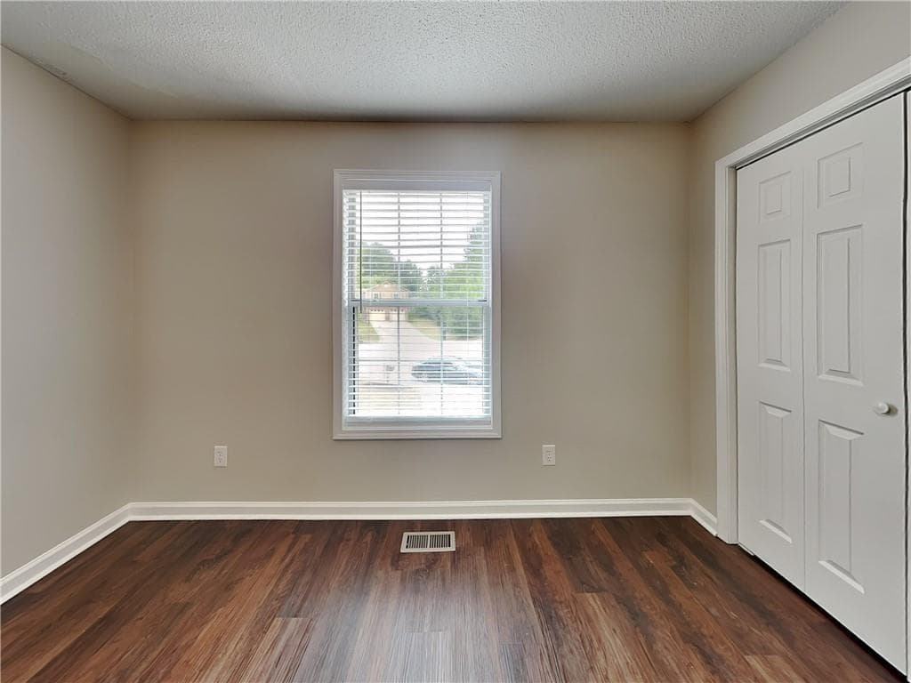 4 bedroom, 3 bathroom, 2,116 sq ft single family residence for rent at 2785 Water Valley Road, Austell, GA 30106 for $2,250 a month — photo 10